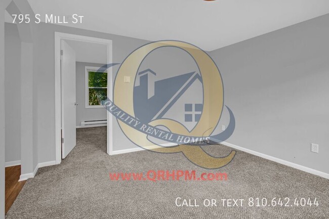 Building Photo - Available Now!  Located in downtown Clio, ...