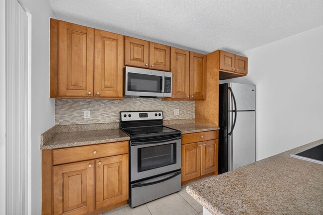 Building Photo - 851 Blue Ridge Cir