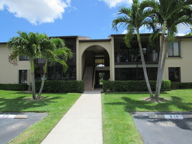 Foto del edificio - 631 Sea Pine Way