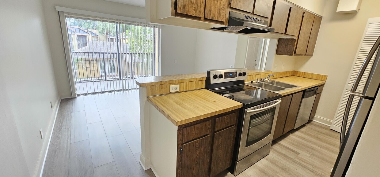 Foto principal - 4537 Treehouse Ln