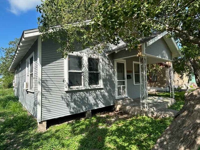 Foto del edificio - Simple 2/1 downtown