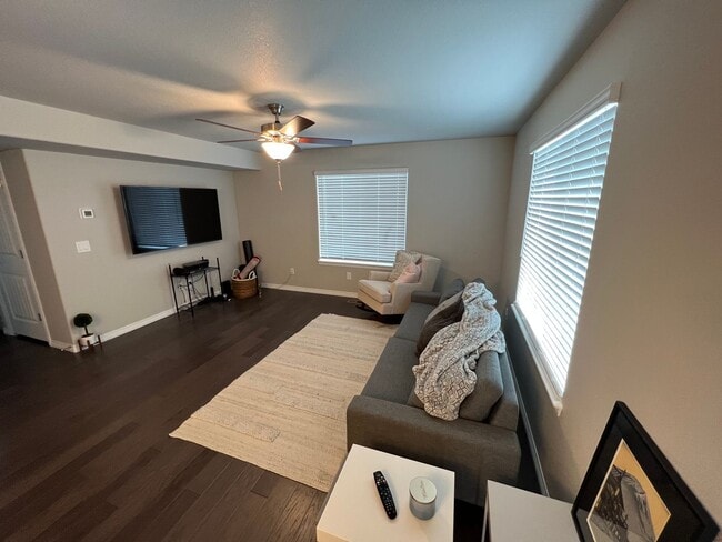 Foto del edificio - Spacious 4 Bed 4 Bath Home in Meridian Ran...