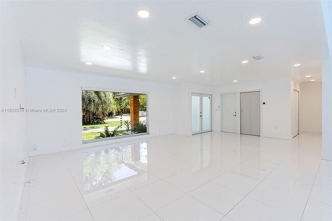 Building Photo - 7300 SW 167th St