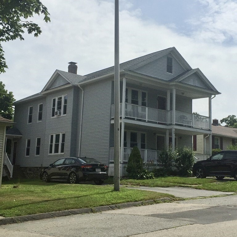 88 Kenberma Rd Unit 2, Worcester, MA 01604 Room for Rent in Worcester