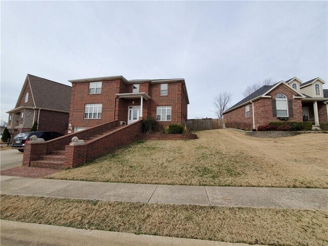 Foto del edificio - 6113 W Pleasant Dr