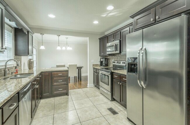 Foto del edificio - 4800 Maryland Dr