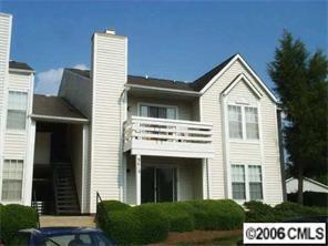 Primary Photo - 2 Bed 2 Bath condo! conveniently located j...
