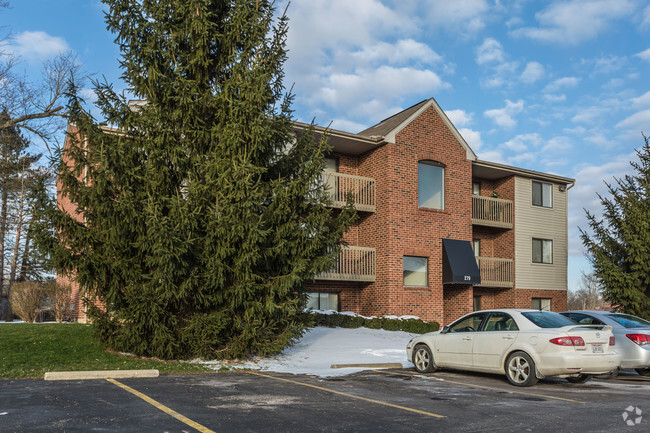 Building Photo - Oak Wood Apartments