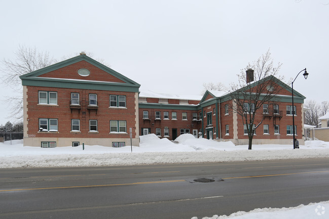 Foto del edificio - 345 Lake Ave