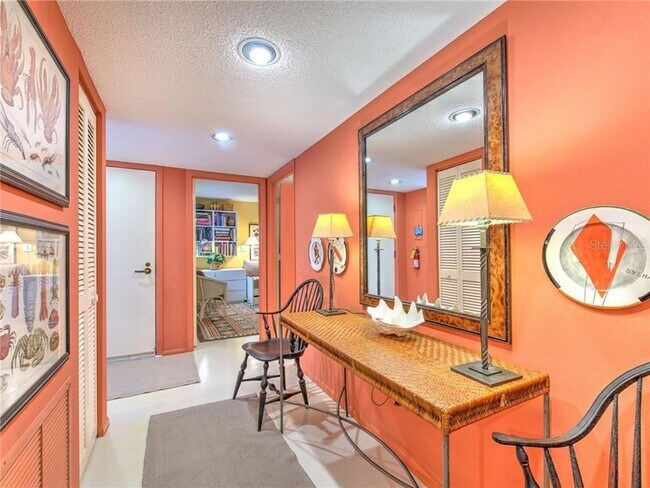Foto del edificio - 840 Bayport Way