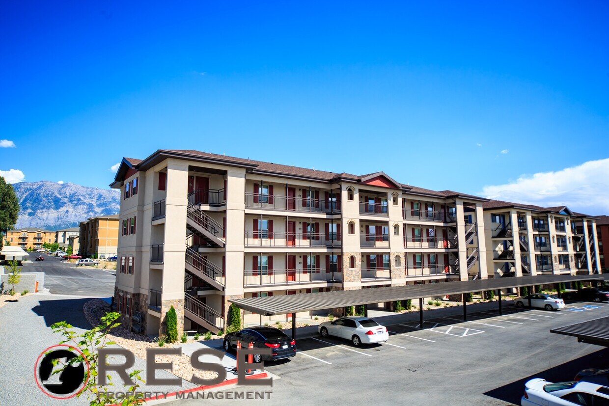 Primary Photo - Beautiful Modern Orem Condo w free interne...