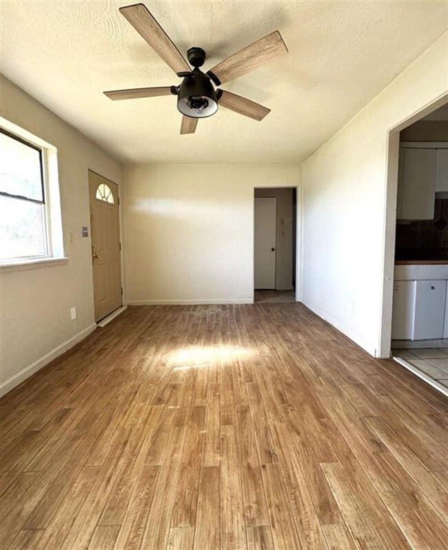 Foto del edificio - 17 NW 25th St