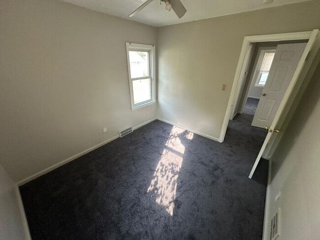 Foto del edificio - Beautiful 3 bedroom Bungalow with Garage