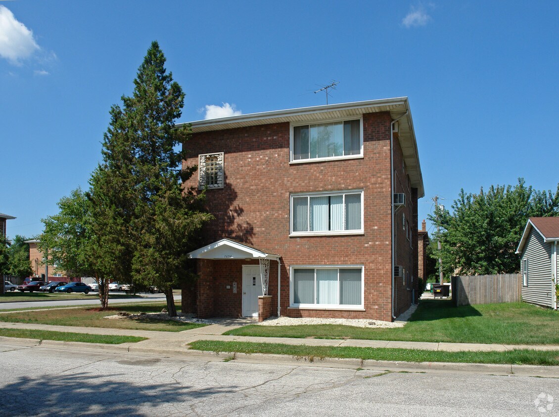 Primary Photo - 7050 Idaho Ave