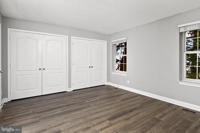 Foto del edificio - 3844 Chesterwood Dr