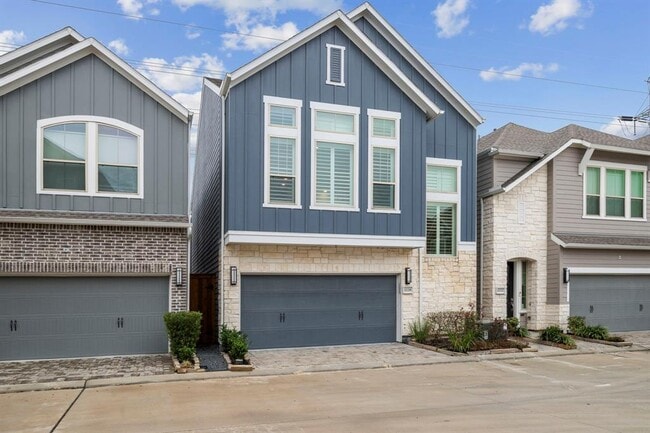 Building Photo - 1220 Sloane Manor Trace