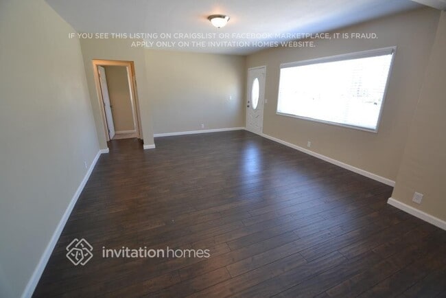 Foto del edificio - 1058 N Glendora Ave