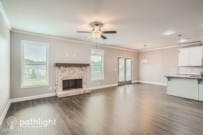 Foto del edificio - 5 br, 3 bath House - 505 Gwinnett St UNIT