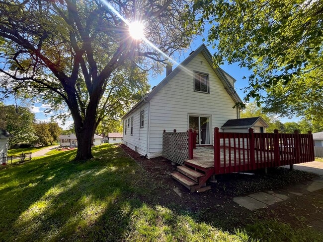 Building Photo - 1156 8th Ave S