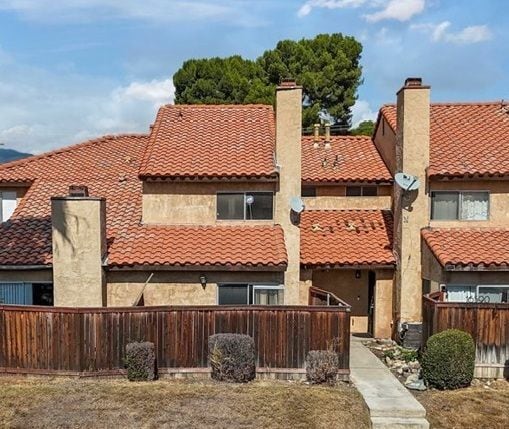 Building Photo - 16590 Terrace Ln