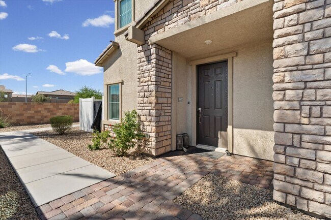 Foto del edificio - 237 Callen Falls Ave
