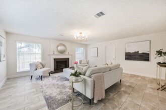 Building Photo - 2711 Weald Way Ct