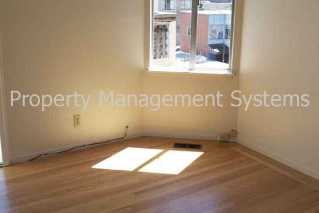 Building Photo - 173 Saturn Street - LOVELY 2BD/1BA IN CAST...