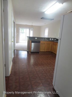 Foto del edificio - 2210 Sparrow Rd