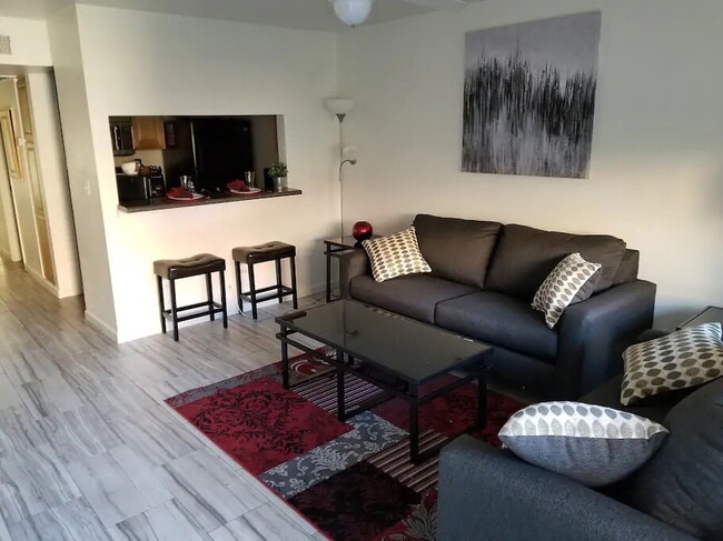 Building Photo - FULLY FURNISHED RESORT STYLE LIVING WITH MOUNTAIN VIEWS MOVE IN TODAY