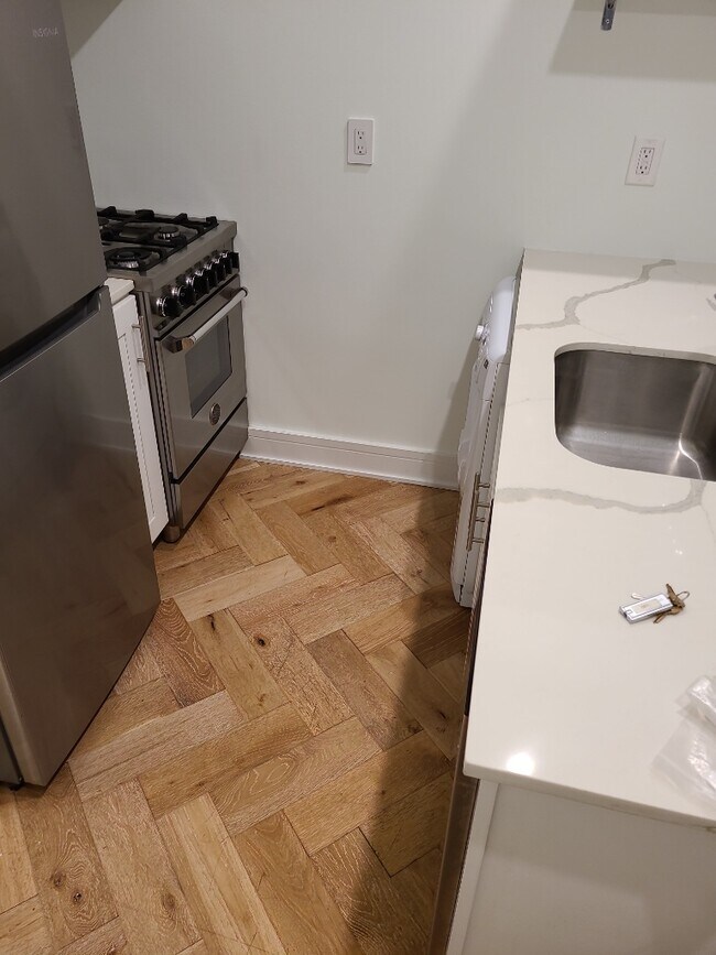 Foto del edificio - 1900 Biltmore St NW