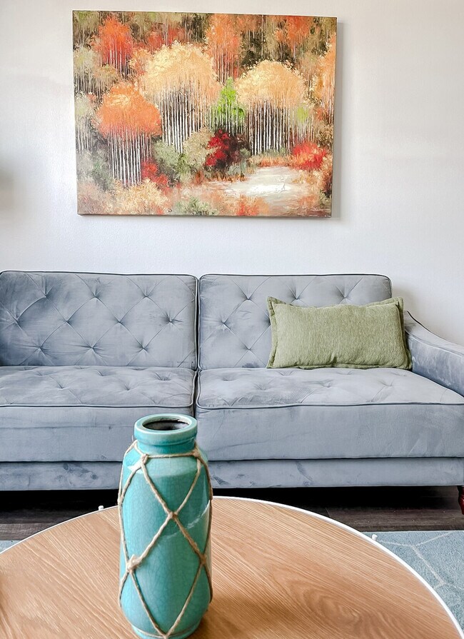 Building Photo - 1261 8th St