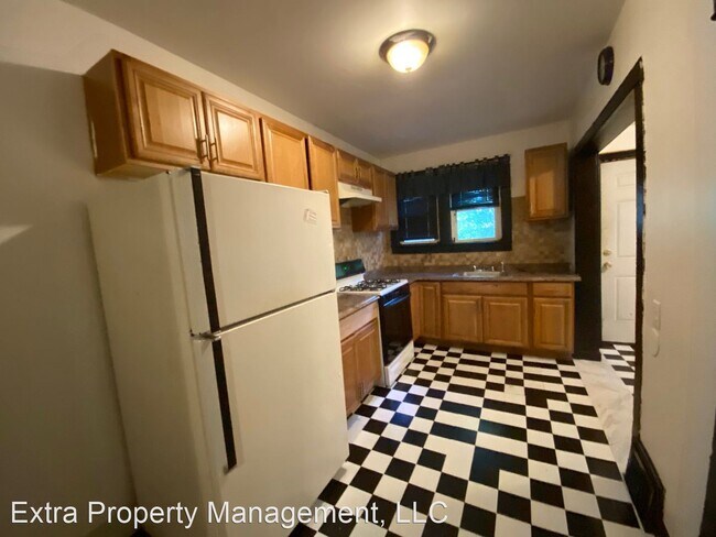 Foto del edificio - 4 br, 2 bath House - 319 Rutherford Ave