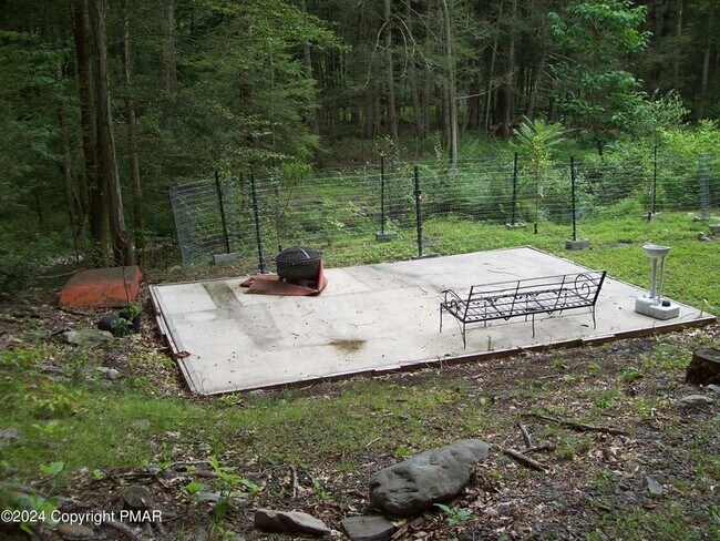 Building Photo - 563 Pensyl Creek Rd