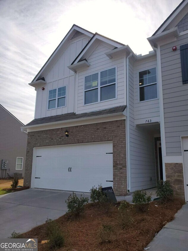 Foto principal - 763 Woodstock Grove Dr