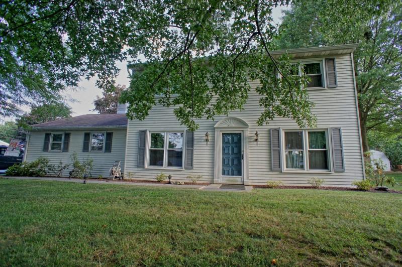 Primary Photo - 136 Brookside Avenue