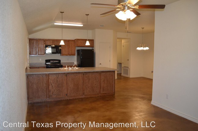 Foto del edificio - 914 Maplewood Dr