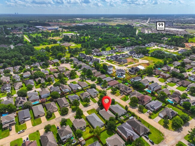 Foto del edificio - 21907 Willow Shade Ln
