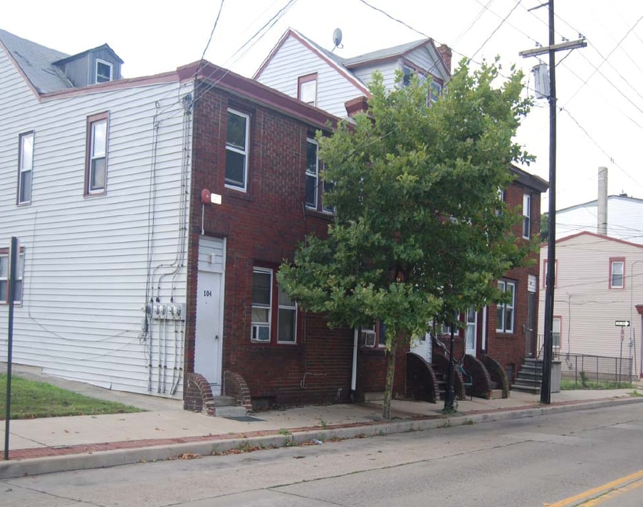 104108 S King St, Gloucester City, NJ 08030 Apartments at 104108 S