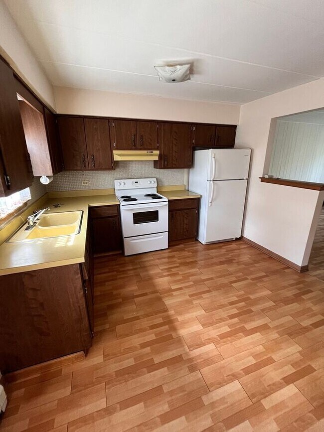 Foto del edificio - 8021 W 30th St