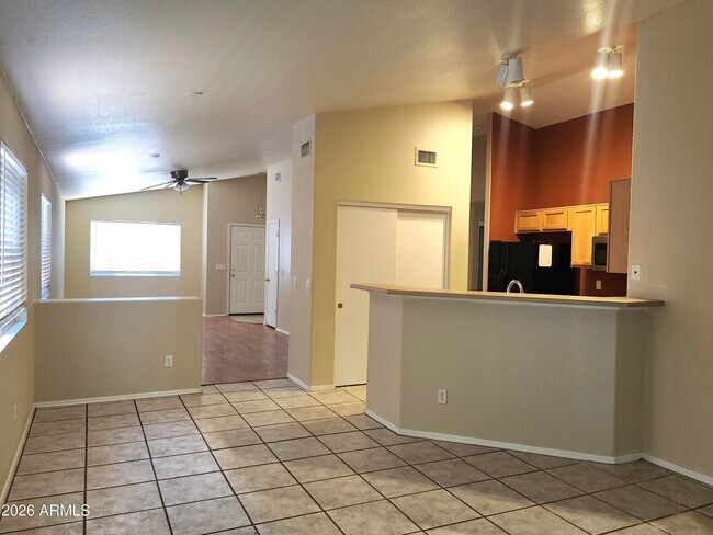 Foto del edificio - 6424 W Saddlehorn Rd