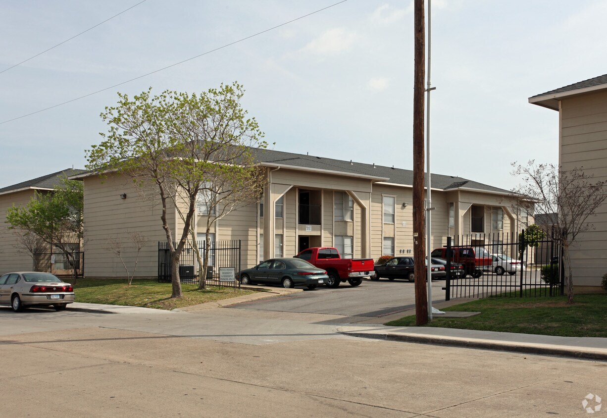 Foto del edificio - Spanish Garden Apartments