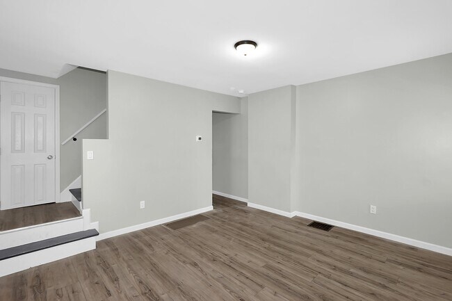 Foto del edificio - 1679 E Whittier St