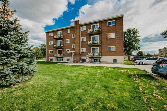 Photo du bâtiment - 92-106 Borden Street & 9-41 Essex Street