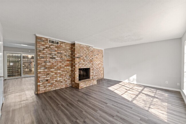 Foto del edificio - 4154 Belle Park Dr