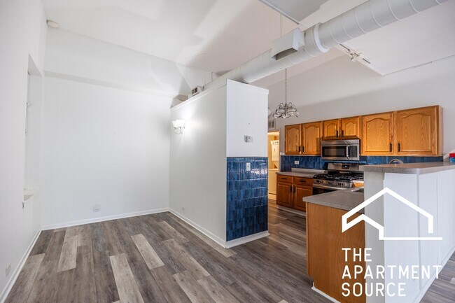 Foto del edificio - 1844 W Henderson St