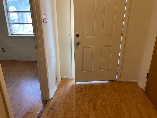 Foto del edificio - 2111 Scripture St