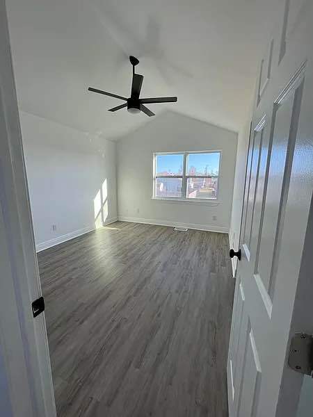 Foto del edificio - 505 E 24th St