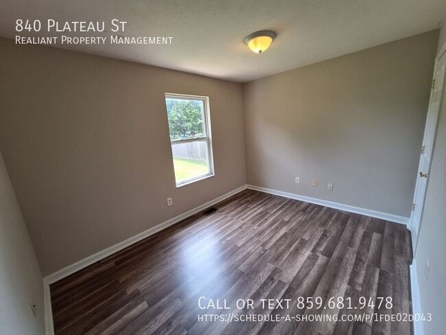 Foto del edificio - 840 Plateau St