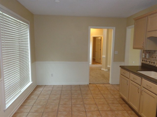 Foto del edificio - 5005 Wolfchase Farms Pky