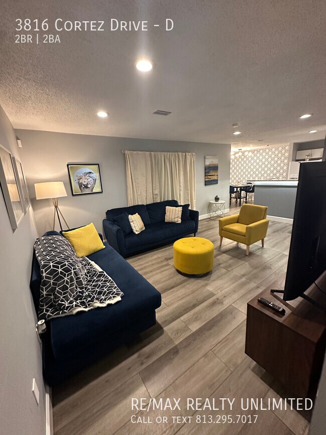 Building Photo - 3816 Cortez Drive Unit #D Tampa, FL 33614